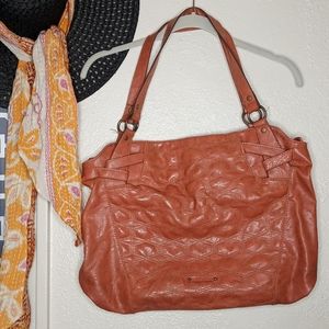 Axcess Shoulder Bag